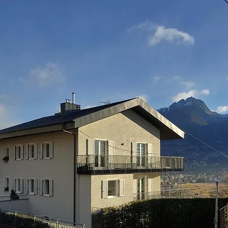 La Vista - Mit Traumblick & Garten Apartment